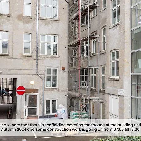 Апартаменты Sanders Stage - Charming Three-bedroom Near Nyhavn